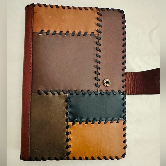 Patricia Nash All leather patchwork leather planner - Picture 9 of 10